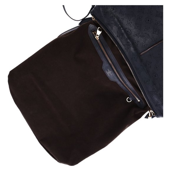 Louis Vuitton Selene MM Medium Hobo Tote Crossbody Mahina Leather Black - Picture 4 of 16